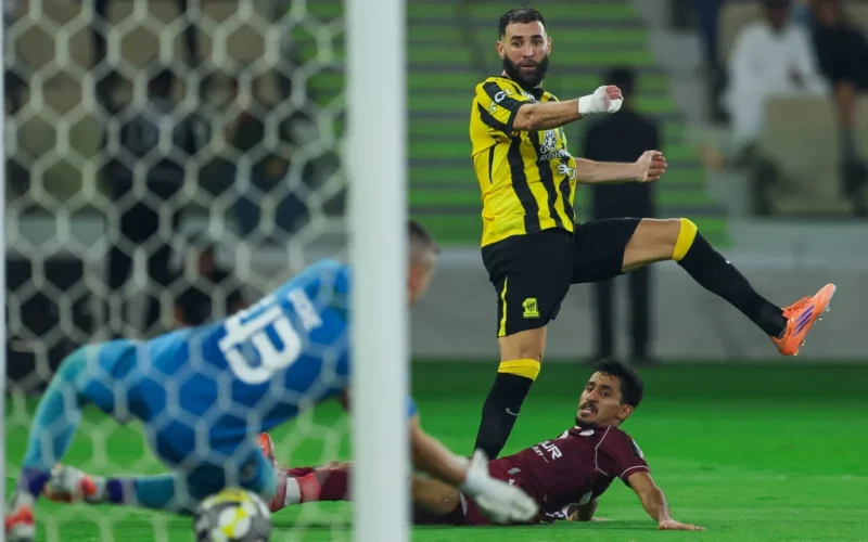 بث مباشر.. ترددات القنوات الناقلة لمباراة القادسية والاتحاد في دوري روشن السعودي